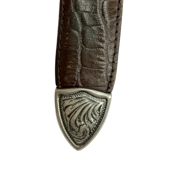 Elegant Brown Leather Belt with Intricate Silver Buckle - Picture 7 of 13